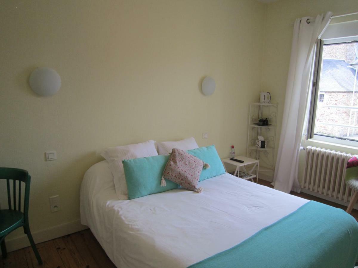 Le Camelia Hotel Ruille-Froid-Fonds ภายนอก รูปภาพ