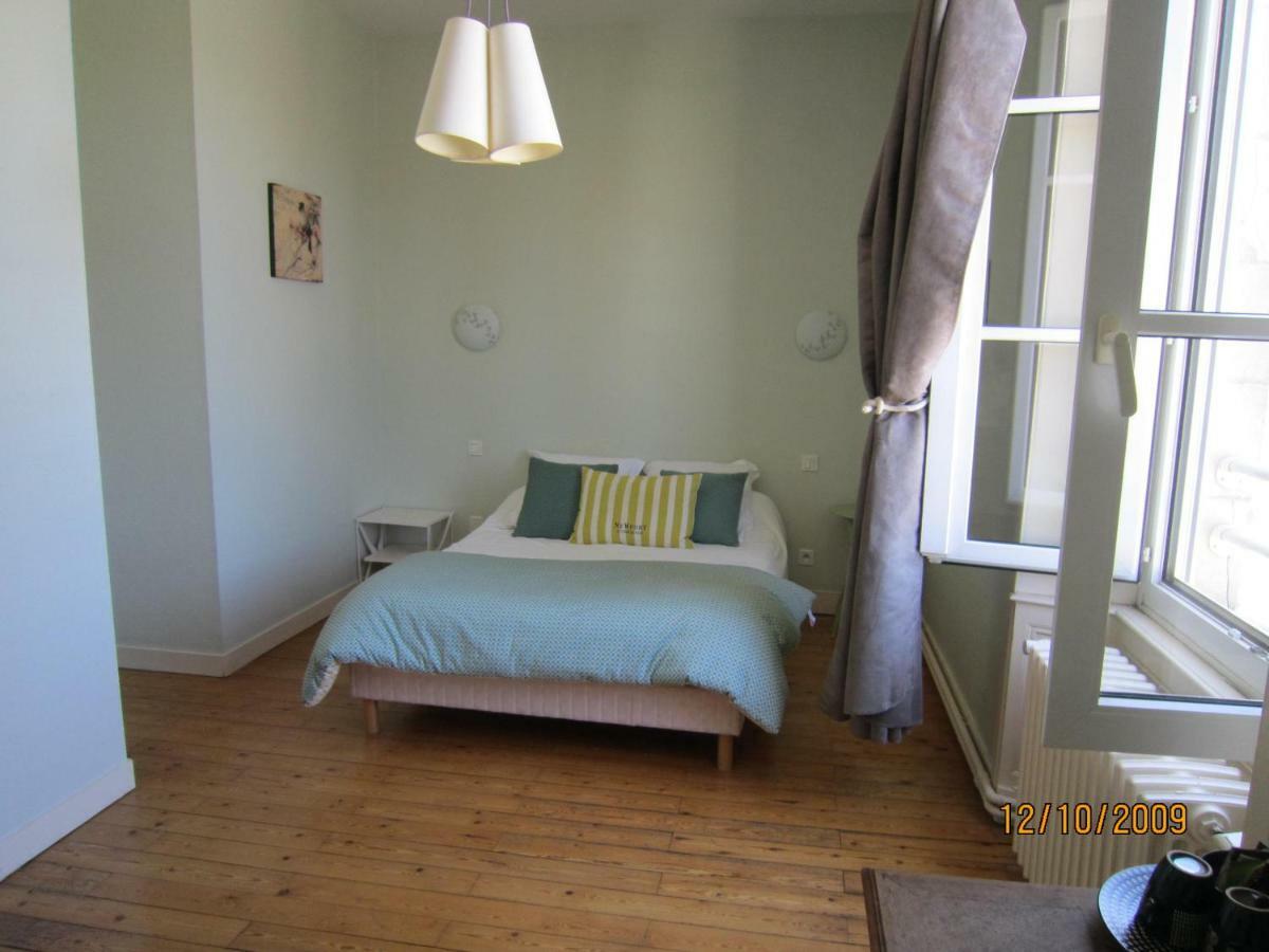 Le Camelia Hotel Ruille-Froid-Fonds ภายนอก รูปภาพ